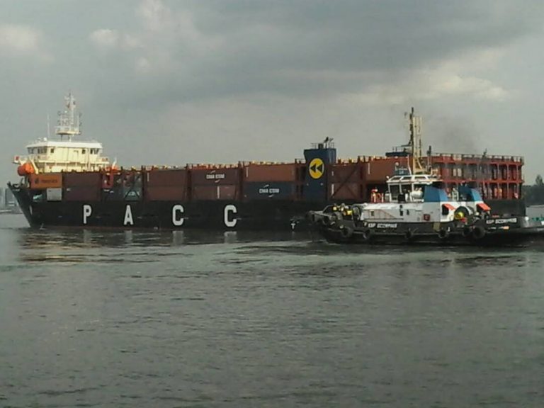 TRANSSHIPMENT EQUIPMENT ON THE MOVE - PACC Line